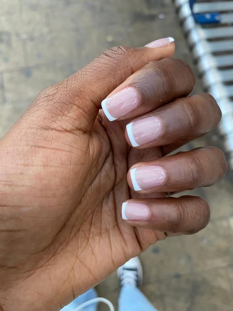 Shellac French Tip Nails, French Tip Shellac Nails, French Shellac Nails, Shellac French Tip, Shellac French Manicure, French Shellac, Europe Nails, Trending Nail Colors, Hoco 2023