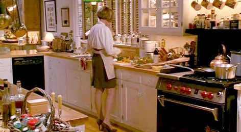 Father Of The Bride Movie Kitchen, Father Of The Bride Kitchen, Father Of The Bride House Interior, Father Of The Bride House, The Bride Movie, Tv Houses, Nancy Meyers Movies, Movie Houses, Cottage Shabby Chic