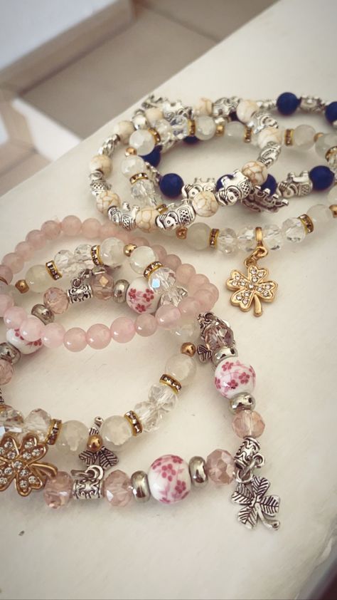 #aesthetic #bracelets #vacationbraclet #pink #blue #girl #vacation #summer #vibe #spain #greece #market Greece Accessories, Greece Market, Spain Bracelet, Greece Bracelet, Vacation Bracelets, Aesthetic Bracelets, Girl Vacation, Blue Girl, Greece Vacation