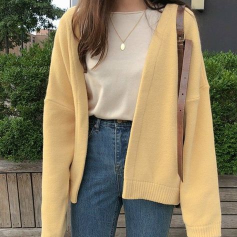 Cardigan Streetwear, Knitted Jackets Women, Kawaii Sweater, Korean Casual Outfits, Vintage Outfit, Korean Girl Fashion, Cardigan Women, Korean Dress, Mode Inspo