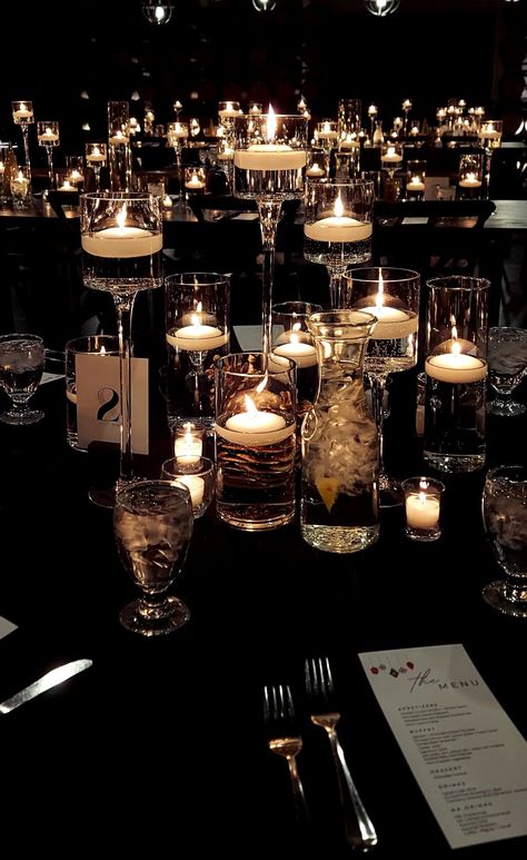 Night Event Decoration, Romantic Candlelit Dinner, Cocktail Party Night Decor, Private Dinner Party Decor For Men, Moody Speakeasy Wedding, Luxury Dinner Table Setting, Classy Themed Birthday Party, 25 Birthday Dinner Ideas, Male Dinner Party Decor