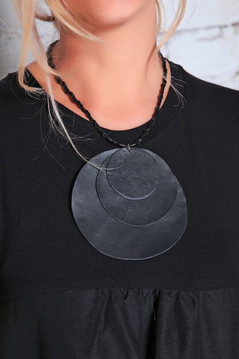 Leather Statement Necklace, Leather Pendant, Black Leather Necklace, Leather Jewellery, Long Statement Necklace, Necklace Leather, Large Necklace, Steampunk Necklace, Boho Chic Jewelry