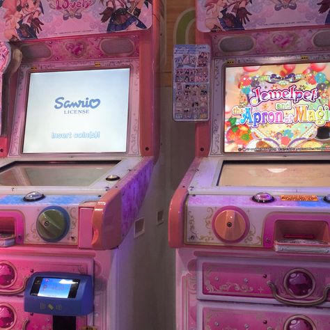 Pink Date Aesthetic, Arcade Room Aesthetic, Pink Game Aesthetic, Game Arcade Aesthetic, Pink Arcade Aesthetic, Arcade Game Aesthetic, Karaoke Room Aesthetic, Pink 80s Aesthetic, Arcade Games Aesthetic