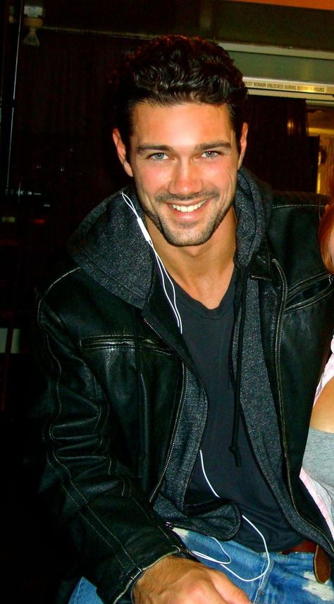 Ryan Peavey, Hollywood Male Actors, Ryan Paevey, Male Celebrity, Johnny Carson, Love Your Smile, Recent Anime, Male Actors, Handsome Guys