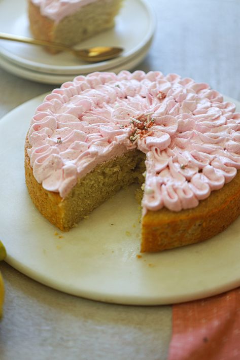 Jasmine Recipes, Asian Cakes, Hibiscus Cake Recipe, Hibiscus Recipes Desserts, Jasmine Dessert, Hibiscus Cake Ideas, Hibiscus Flower Cake Decoration, Jasmine Tea Cake, Tea Cake