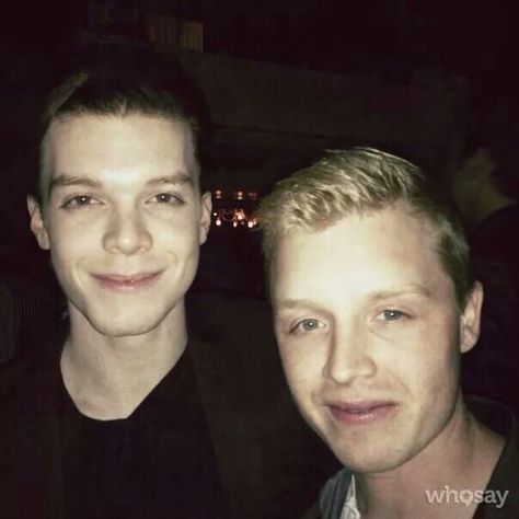 Ian And Mickey Cute Photos, Shameless Ian And Mickey Fan Art, Mickey Milkovich And Ian Gallagher, Lan And Mickey Shameless, Mickey X Ian Shameless, Shameless Tv Series, Carl Shameless, Shameless Mickey And Ian, Shameless Tv Show