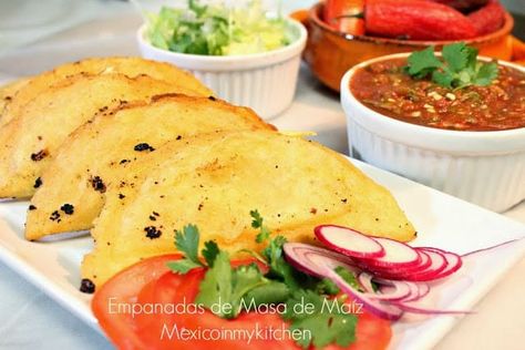 How to make Empanadas with Corn Dough Maseca Recipes, Mexico In My Kitchen, Masa Recipes, Empanadas Dough, Authentic Mexican Recipes, Empanadas Recipe, Hispanic Food, Authentic Mexican, Mexican Food Recipes Authentic