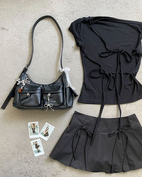 lewkin fit samo ondoh bow outfit polaroid bows on bows ⋆ ˚｡⋆౨ৎ˚ Samo Ondoh Bag Outfit, Samo Ondoh Bag Aesthetic, Samo Ondoh Bag, Lewkin Outfit, Bows Aesthetic, Aespa Concert, Japan Fits, Bow Outfit, October Vibes