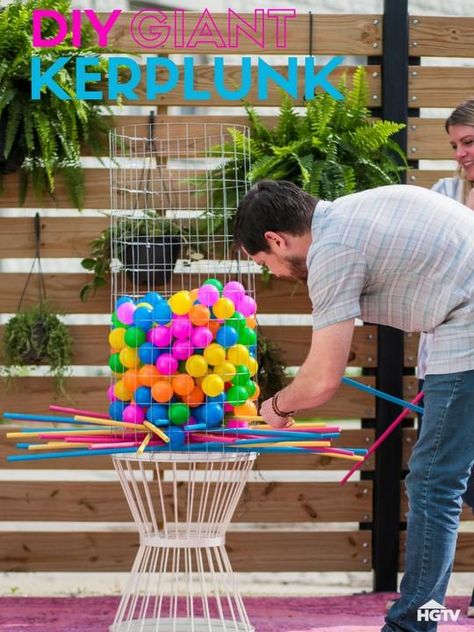 Diy Giant Yard Games, Homemade Outdoor Games, Kerplunk Game, Giant Yard Games, Yard Game, Diy Yard Games, Games Diy, Outdoor Crafts, Yard Games