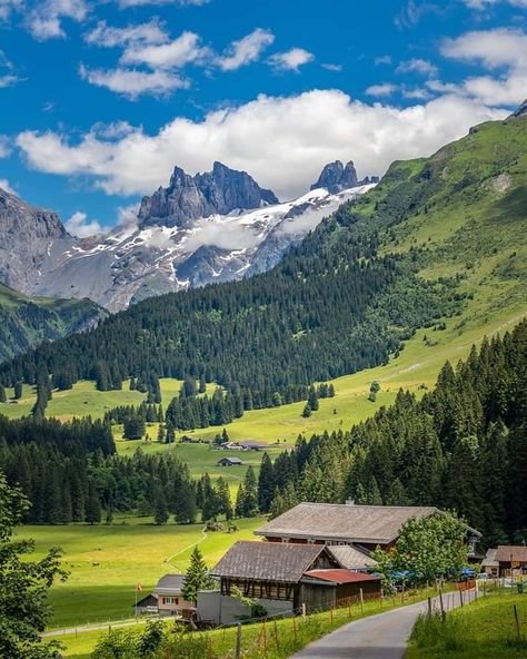 Travel world Travelling Inspiration, Engelberg Switzerland, European Bucket List, Rural Development, Birthday Wish For Husband, Engelberg, Beautiful Landscape Photography, Europe Trip, Rural Area