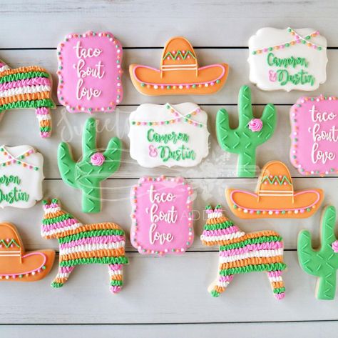 Can we just taco ‘bout how much I loved making this couples shower set?! 🌵 . Congrats to Cameron and Dustin! 🎉 . . . . . #sweetsbymaddie… | Instagram Wedding Cactus, Couples Shower Themes, Taco Bar Wedding, Cowgirl Bridal Shower, Fiesta Wedding Shower, Mexican Fiesta Bridal Shower, Bachelorette Party Cookies, Taco Bout Love, Honeymoon Shower