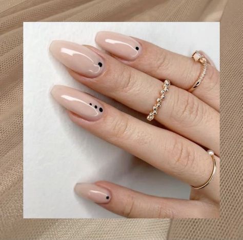 •Nude nails with black dots details• Acrylic Nail Designs Dots, Three Dots Nails, Black Dot Manicure, Black Tip Nails With Dot, Tan Nails With Black Design, Black Detailed Nails, Nails With 3 Dots, Black Nails With Dots, Tan And Black Nails Design