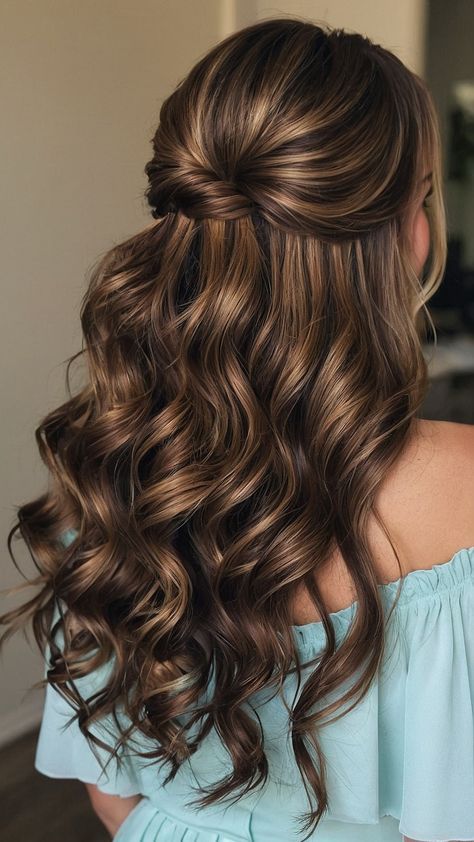 Half Up Half Down Wedding Hair With Volume, Wedding Hairstyles Long Hair With Veil, Bridal Hair Ideas Long Hairstyles, Straight Hair Looks For Prom, Goofy Hairstyles, Pretty Hairstyles For Prom, Half Up Half Down Wedding Hair Braid, Hair Styles For Hoco, Rambut Brunette