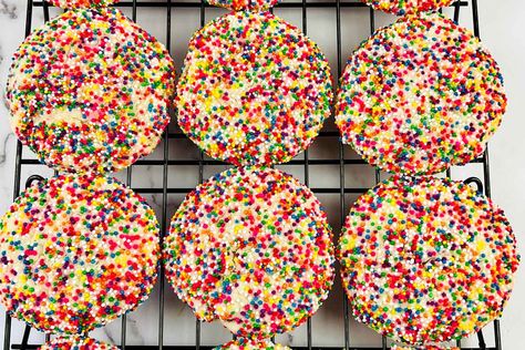 Mexican Sprinkle Cookies Mexican Bakery, Cereal Bread, Mexican Cookies, A Glass Of Milk, Cookies From Scratch, Red Velvet Cake Mix, Frozen Cookie Dough, Fiesta Theme Party, Frozen Cookies