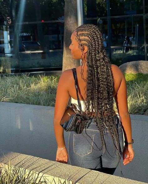 25 Best Lemonade Braids with Knotless Box Braids 2024 Lemonade Braids Hairstyles, Best Lemonade, Knotless Box Braids, Lemonade Braids, Braid Inspiration, African Tops, Style Africain, Ghana Braids, African Hair Braiding Styles