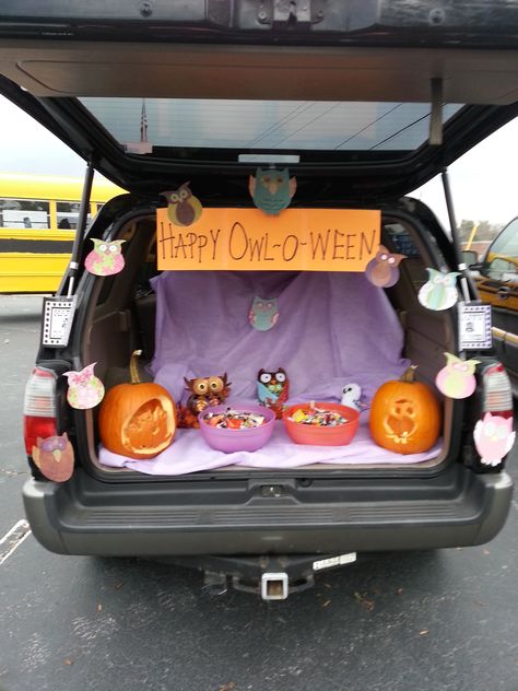 My Trunk or Treat Happy Owl-O-Ween display! Owl Trunk Or Treat, Owl Trunk Or Treat Ideas, Cotton Nursing Bra, Owl Halloween, Happy Owl, Christian Fall, Samhain Halloween, Baby Inside, Expecting Twins