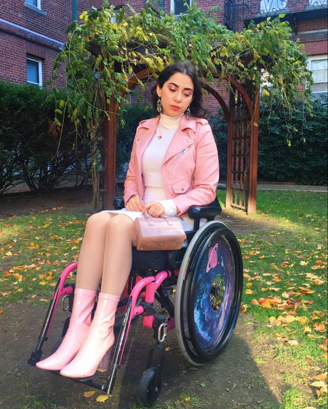 Pink Red Aesthetic, Rose Petal Place, Wheelchair Fashion, Disabled Women, Wheelchair Women, Life Drawing Reference, Chair Pose, Shotting Photo, Sitting Poses