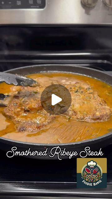 Smothered Ribeye Steak And Gravy, Smothered Ribeye, Ribeye Steak Recipes Cast Iron, Beef Eye Of Round Steak Recipes, How To Cook Ribeye, Smothered Steak, Ribeye Steak Recipes, Rib Steak, How To Cook Ribs