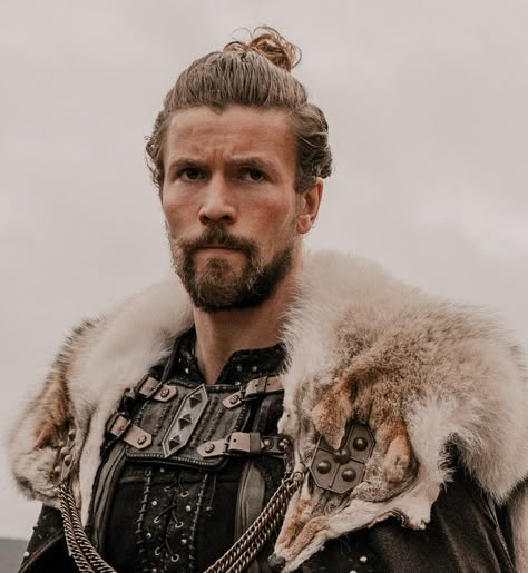 Vikings Valhalla Vikings Astethic, Harold Sigurdsson Vikings Valhalla, Leo Suter Vikings Valhalla, Targaryen Sisters, Vikings Valhalla Harald, Vikings Characters, Harald Sigurdsson, Viking Male, Leo Suter