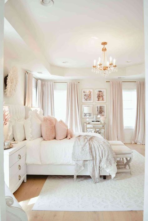 Luxury Linen Bedding, Cozy Romantic, Bedroom Ideas For Couples Modern, Fall Bedroom Decor, Pink Bedroom Decor, Gold Bedroom, Fall Bedroom, Style Deco, Bed Linens Luxury