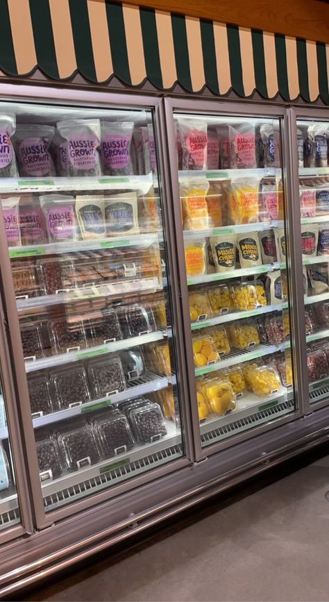 Frozen Fruit Aesthetic, Aesthetic Frozen, Freezing Fruit, Frozen Dinners, Jungle Juice, Frozen Foods, Frozen Fruits, Fruit Shop, Fruit Storage