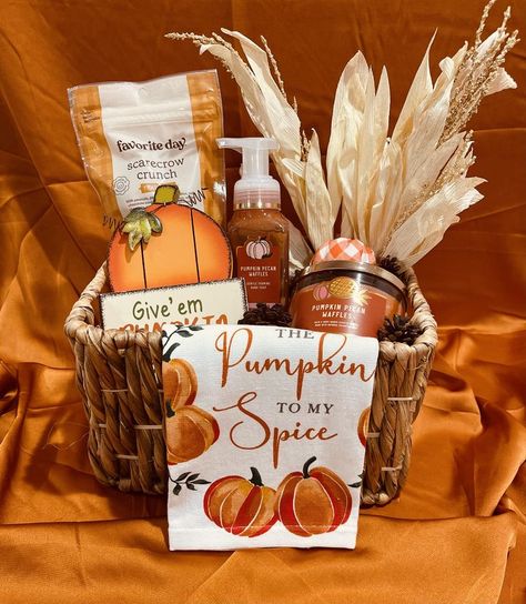 Diy Teacher Thanksgiving Gifts, Fall Thank You Basket, Fall Gift Basket Ideas For Dental Office, Cozy Fall Basket Ideas, Fall Themed Basket Raffle, Thanksgiving Gift Baskets Ideas, Office Basket Ideas, Fall Theme Basket Ideas, Fall Prize Basket Ideas