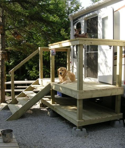 Rv Stairs Diy, Airstream Porch, Trailer Stairs, Portable Deck For Rv, Rv Deck Ideas, Permanent Camper Site Ideas, Porch For Rv, Camper Stairs, Rv Stairs