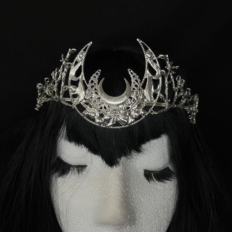 Pagan Handfasting, Moon Tiara, Witch Forest, Moon Crown, Alt Bride, Gothic Crown, Goddess Crown, Moon Witch, Star Headband