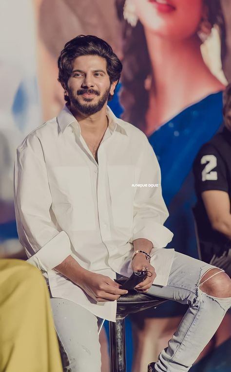 𝑲𝒖𝒏𝒋𝒊𝒌𝒌𝒂 𝑵𝒆𝒘 𝑺𝒕𝒚𝒍𝒊𝒔𝒉 𝑳𝒐𝒐𝒌 Dq Hair Styles, Dulquer Salman Hd Pics, Dulquer Salman Aesthetic, Salman Aesthetic, Dulquer Salman Wallpaper Hd, Dq Salman Wallpaper Hd Black, Dq Salman Wallpaper, Dulquer Salman Photoshoot, Dulquer Salman Photoshoot Hd