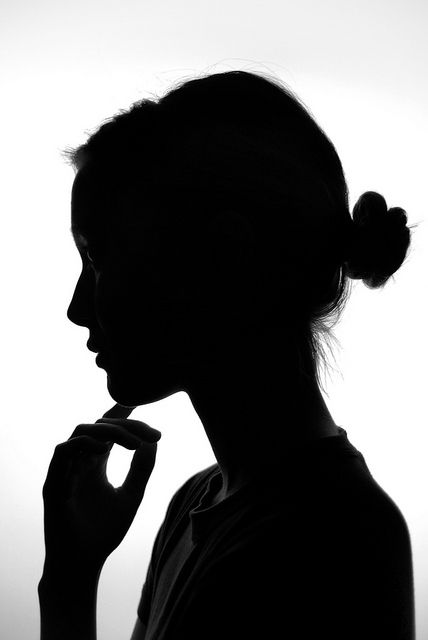 X | Hanna Wallin | Flickr Shadow Silhouette, Silhouette Photography, Photographie Portrait Inspiration, Silhouette Portrait, Foto Art, Silhouette Art, Black And White Portraits, Jolie Photo, 인물 사진