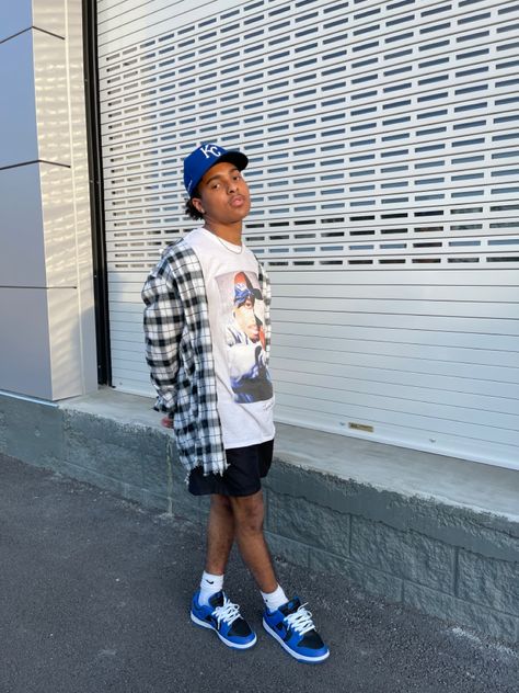 Flannel With Shorts, Shorts Outfits Men, Dunks Outfits, Flannel Outfits Men, Streetwear Lookbook, Men Streetwear Fashion, Outfits Men Summer, Sb Dunks, Streetwear Outfit Ideas