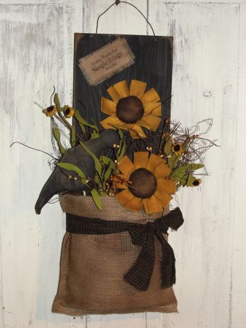 Primitive Crows, Primitive Fall Crafts, Vasos Vintage, Fall Wood Crafts, Sunflower Crafts, Burlap Projects, Primitive Fall, Fall Deco, Burlap Crafts