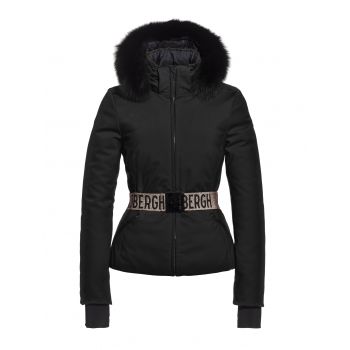 Golbergh Hida Fur Womens Ski Jacket in Black Ski Wear For Women, Skiwear Women, Ski Outfits, Women Ski Jacket, Womens Ski, Black Ski Jacket, Fox Fur Jacket, Snow Skirt, Ski Coat