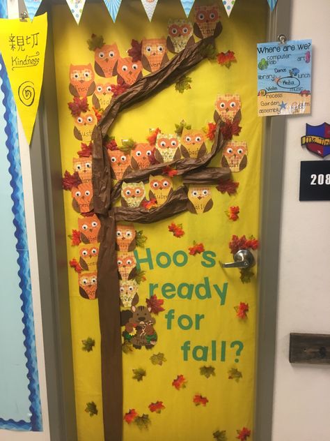 Fall Classroom Door November Themed Classroom Doors, Fall Door Ideas, Fall Classroom Door, Preschool Fall, Fall Classroom, Classroom Doors, Door Decorations Classroom, Themed Classroom, Classroom Door