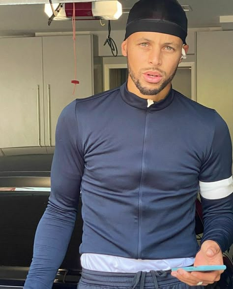 Stephen Curry Eyes, Stephen Curry Shirtless, Steph Curry 3, The Curry Family, Curry Nba, Stephen Curry Basketball, Stephen Curry Pictures, Nba Stephen Curry, Wardell Stephen Curry