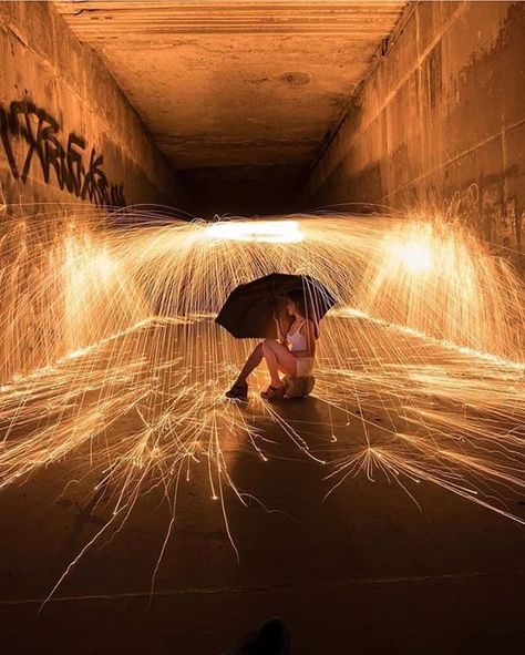 Aww, this steel wool image looks soo...😍👌 Steel Wool Photography, Magical Photography, Light Painting Photography, Fire Photography, Long Exposure Photography, Exposure Photography, Light Trails, Picture Credit, Long Exposure