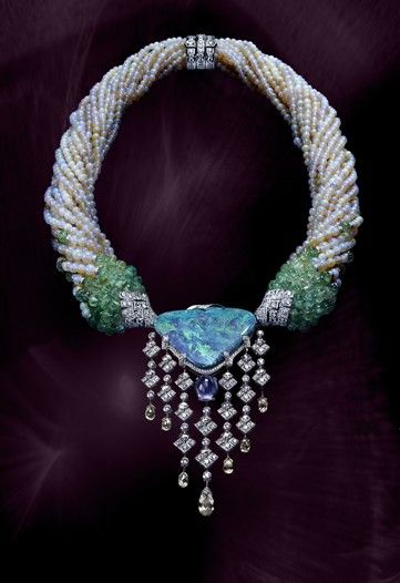 Talwar Jewellers, Chandigarh Necklace Cartier, Sapphire Cabochon, Winter Typ, Emerald Bead, Cartier Jewelry, Fabulous Jewelry, Gorgeous Jewelry, Exquisite Jewelry, Opal Jewelry