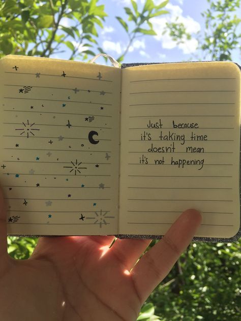 Follow for more 🌟💫🌙⭐⚡ What To Write In A Mini Notebook, Dairy Written Ideas, Drawing For Diary Notebooks, What To Write In A Small Diary, Small Notebook Ideas Journals, Small Sketches Doodles Art Journals, Small Drawings For Diary, Things I Miss Journal, Aesthetic Simple Journal Ideas