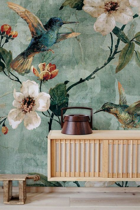 Bird and Floral Wallpaper Mural Vintage Jungle Mural Wallpaper, Floral Wallpaper In Living Room, Funky Bird Wallpaper, Modern Mural Wallpaper, Wallpaper And Paint Combination, Flower Wallpaper Living Room, Wallpaper Ideas Bedroom, Bird Wallpaper Bedroom, Vintage Bird Wallpaper