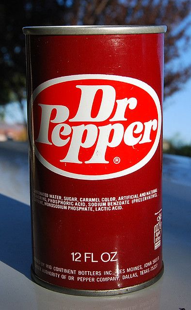 Soda Brands, Dr Pepper Can, Carbonated Drinks, Retro Recipes, Vintage Memory, Dr Pepper, Caramel Color, Soda Pop, Vintage Recipes