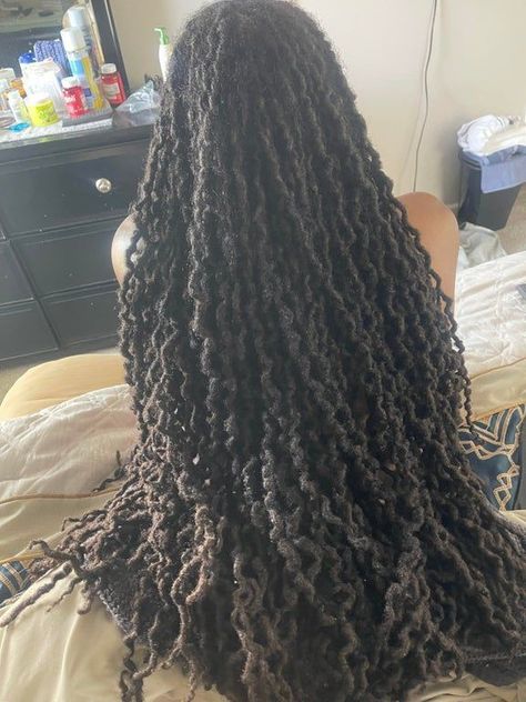 Long Thick Locs Black Women, Long Healthy Locs, Super Long Locs, Long Natural Locs Black Women, Long Black Locs, Long Dreadlocks Hairstyles Black Women, Long Dreadlocks Styles, Long Locs Black Women, Long Locs Hairstyles