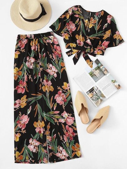 Outfit Trends, Beach Casual, Top Pants Set, Floral Print Blouses, Boho Summer, Palazzo Pants, Sleeves Pattern, Two Piece Outfit, Popular Style