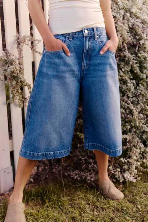 Midi Denim, Baggy Denim, Long Sleeve And Shorts, Blouse Jeans, Denim Skirts, Shorts Denim, Festival Looks, Short Jeans, Cheeky Bikinis