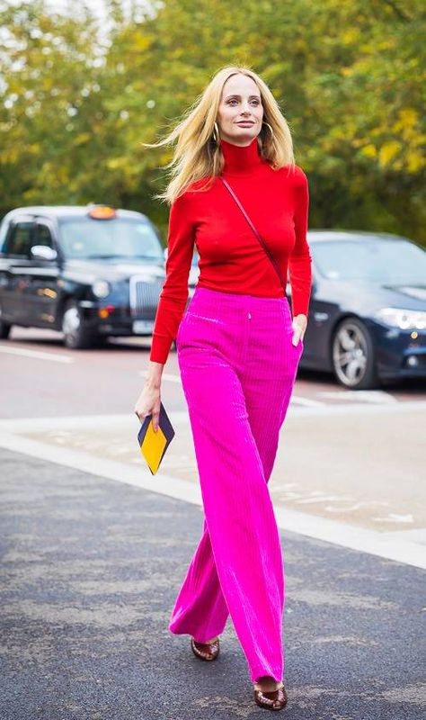 How to Style These Trendy Retro Pants | Who What Wear Bold Colors Fashion, Color Blocking Outfits, Red Sweater, Pink Pants, Mode Inspo, 가을 패션, Red Top, Style Chic, Night Outfits