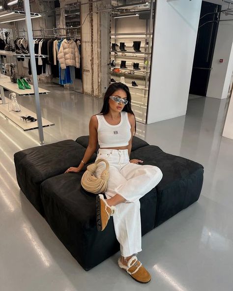 PIA SHAH on Instagram: "let’s go shopping" Pia Shah, Insta Feed Goals, Feed Goals, Spring 23, White Jeans Outfit, Insta Feed, Nails Coffin, Summer Fits, Jeans Outfit