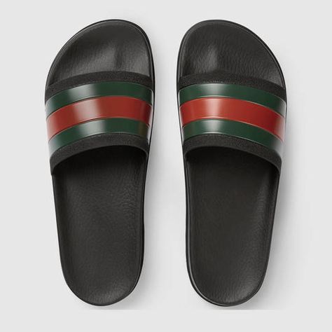 Mules ruban Web - Gucci Sandales Homme 429469GIB101098 Gucci Fashion Show, Gucci Slide, Gucci Flip Flops, Mens Slide Sandals, Gucci Slides, Gucci Sandals, Rubber Sandals, Mens Slides, Flip Flop Shoes