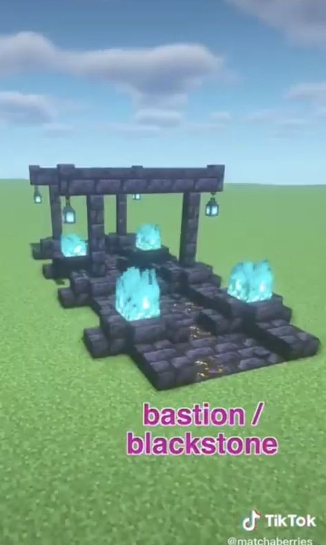 Minecraft Nether Path Design, Minecraft Dark Castle, Dark Castle Minecraft, Nether House Minecraft, Minecraft Nether Builds, Dark Minecraft Builds, Nether Castle, Spooky Minecraft Builds, Minecraft Small House