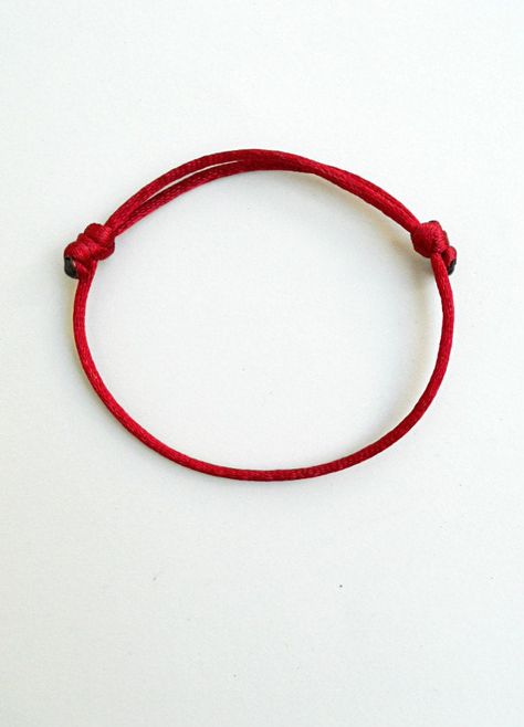 Rat Jewellery, Red String Of Fate, Bracelet Stacking, Rope Jewelry, Red String Bracelet, Cord Jewelry, Coin Bracelet, Bracelet Minimalist, Thread Bracelets