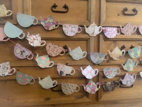 Diy Decorations Party, Tea Party Banner, Decoration Ideas Party, Girls Tea Party Birthday, Cat Mad, Diy Tea Party, Party Wall Decor, Kids Tea Party, Crazy Hat