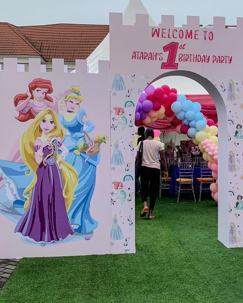 Life is not perfect but your Child’s Birthday Decor can be - Beautiful Entrance decor for Atarah’s 1st birthday party Theme : Princess 👸 #partybydearkefty #eventsinlagos #partybydearkefty Princess 1st Birthday Party Decoration, Princess 1st Birthday Party, 1st Birthday Decor, Beautiful Entrance, 1st Birthday Party Decorations, 1st Birthday Party Themes, Birthday Party Decoration, Entrance Decor, 1st Birthday Party